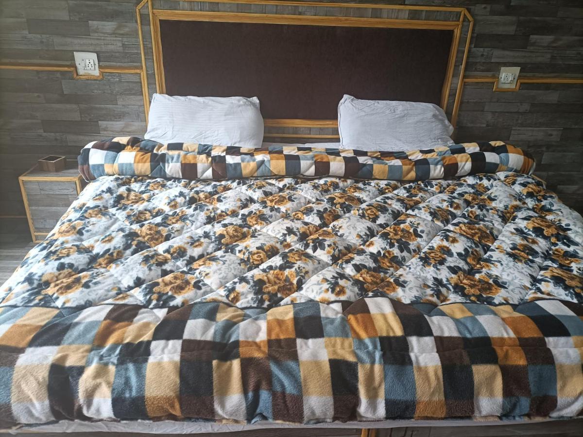 Hotel Pine Spring Dharamshala Ngoại thất bức ảnh