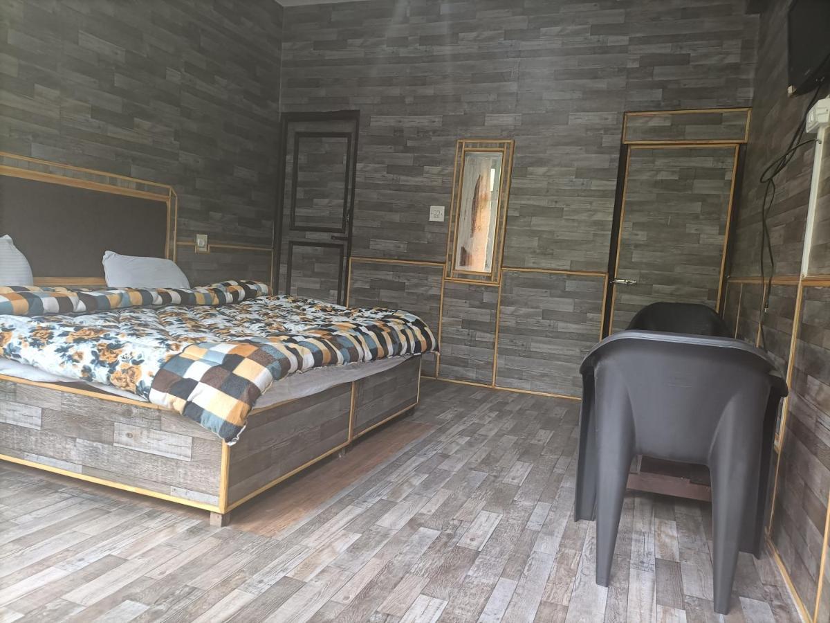 Hotel Pine Spring Dharamshala Ngoại thất bức ảnh