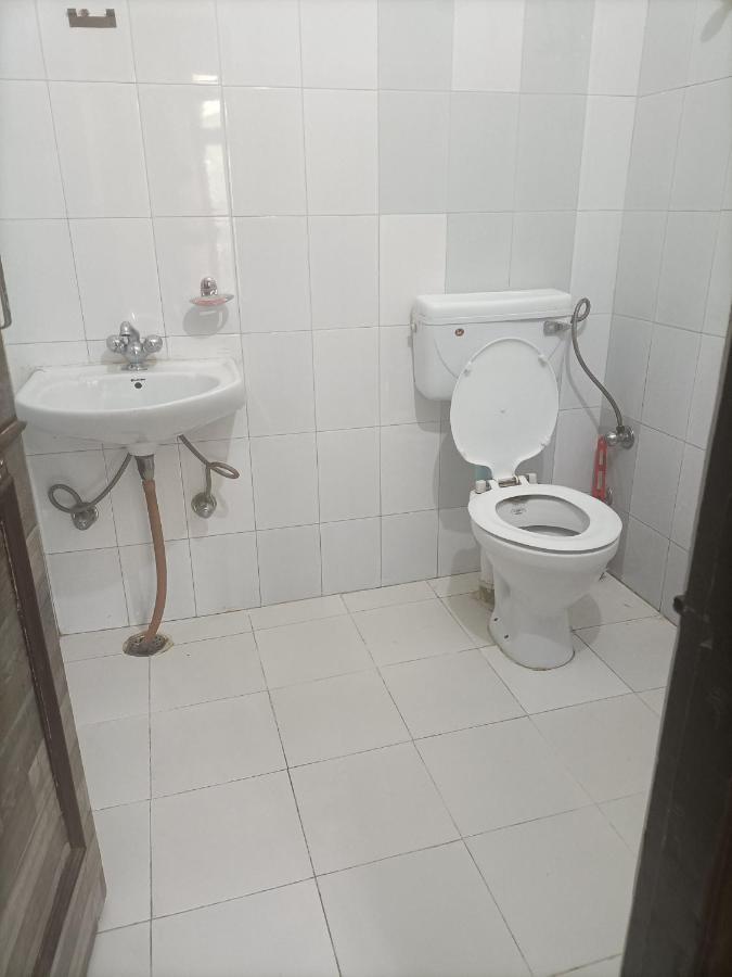 Hotel Pine Spring Dharamshala Ngoại thất bức ảnh