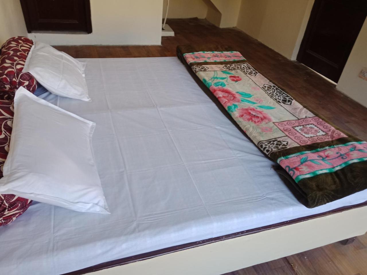 Hotel Pine Spring Dharamshala Ngoại thất bức ảnh