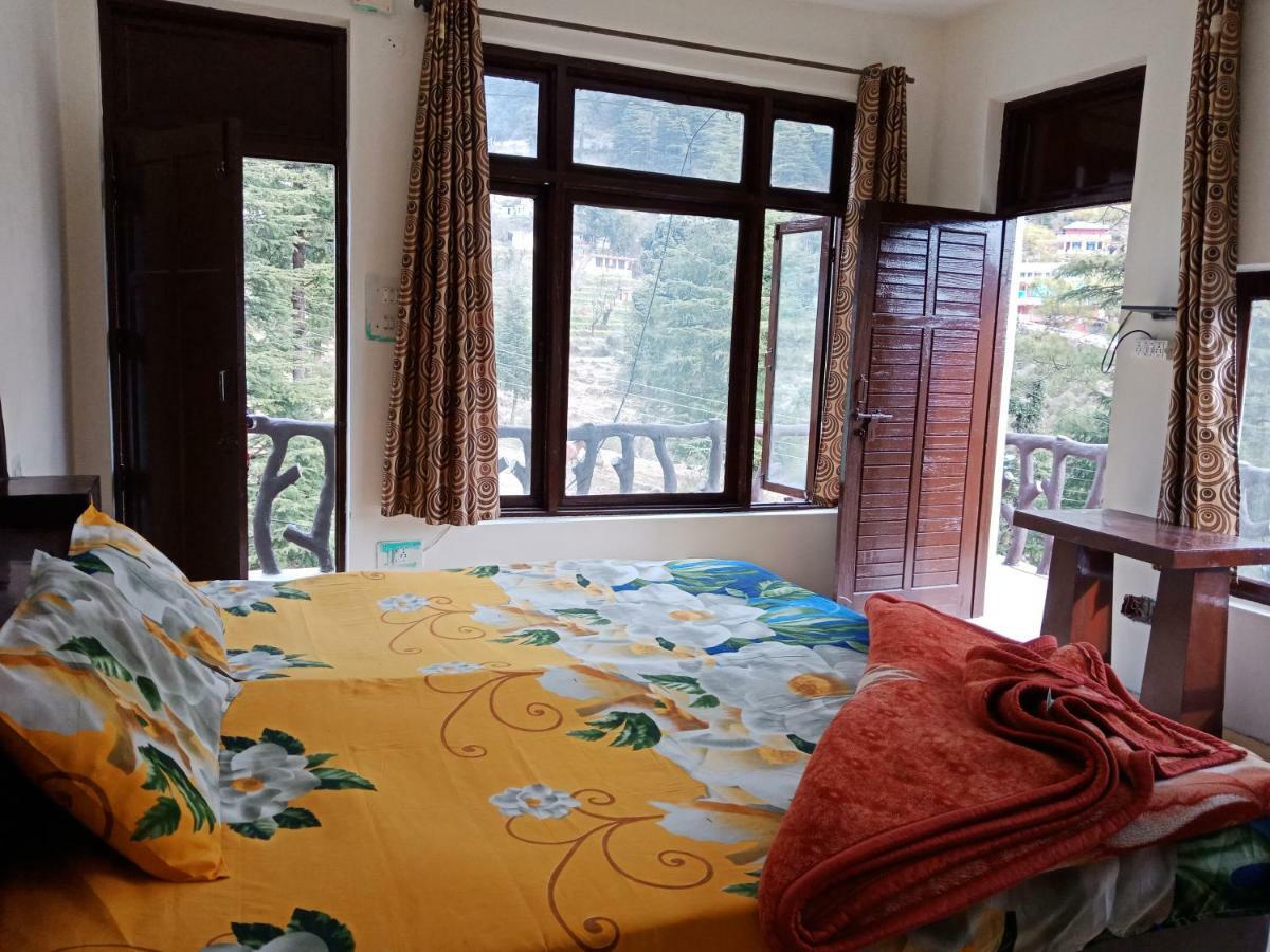Hotel Pine Spring Dharamshala Ngoại thất bức ảnh