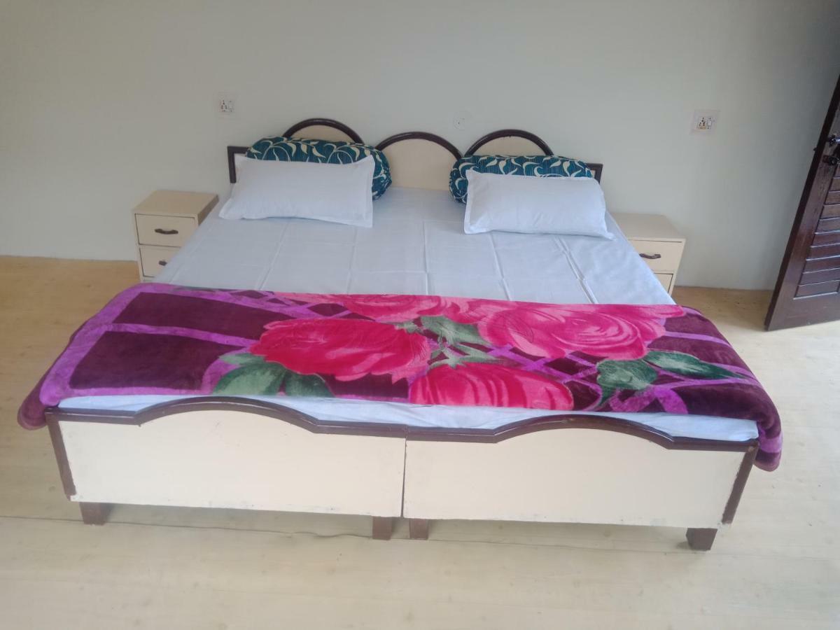 Hotel Pine Spring Dharamshala Ngoại thất bức ảnh