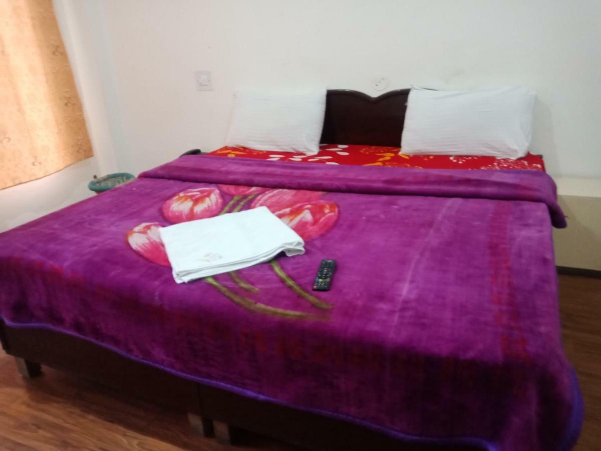 Hotel Pine Spring Dharamshala Ngoại thất bức ảnh