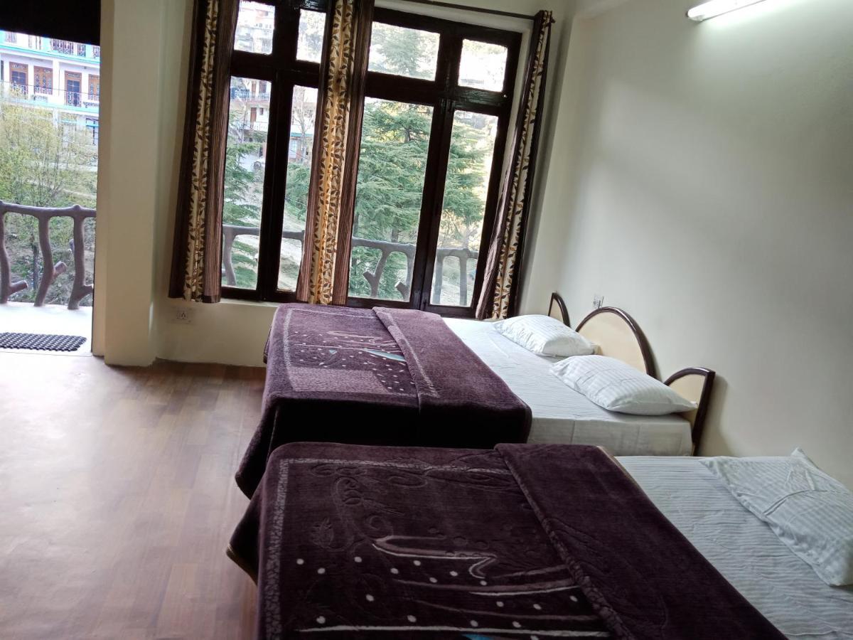 Hotel Pine Spring Dharamshala Ngoại thất bức ảnh